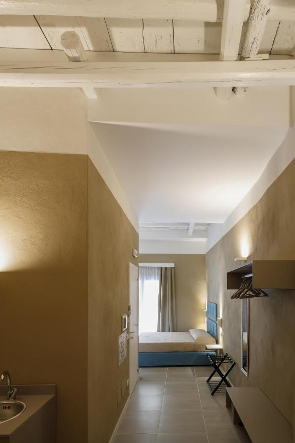 Palazzo Mancina Hotel Trapani Exterior photo